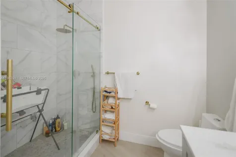 19501 W Country Club Drive Aventura FL 33180