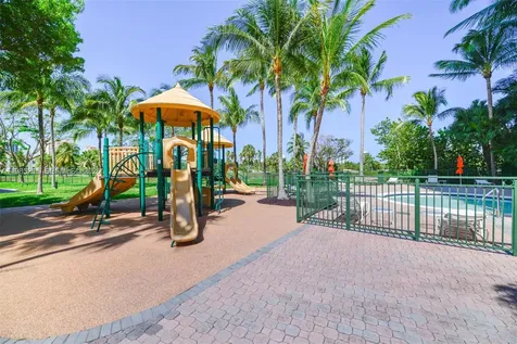 19501 W Country Club Drive Aventura FL 33180