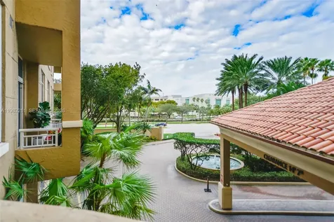 19501 W Country Club Drive Aventura FL 33180