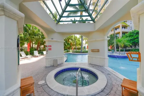19501 W Country Club Drive Aventura FL 33180