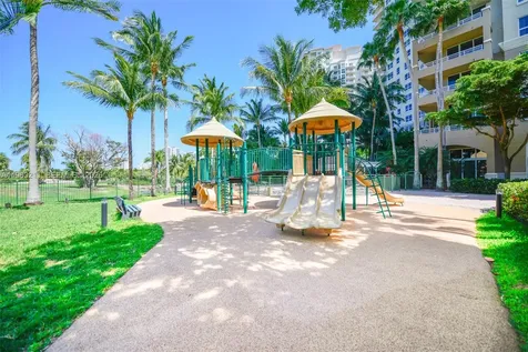 19501 W Country Club Drive Aventura FL 33180