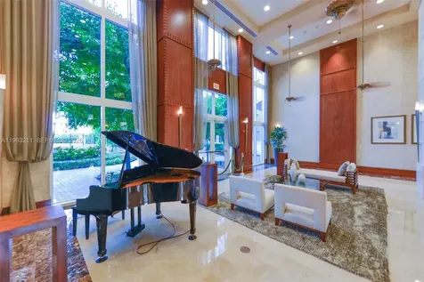 19501 W Country Club Drive Aventura FL 33180