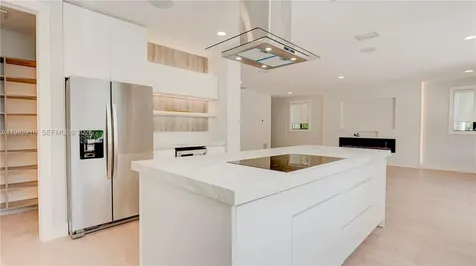 7956 SW 195th Street Cutler Bay FL 33157