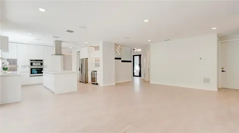 7956 SW 195th Street Cutler Bay FL 33157