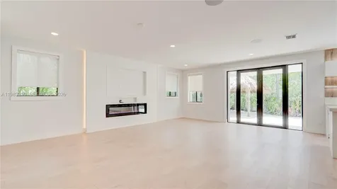 7956 SW 195th Street Cutler Bay FL 33157