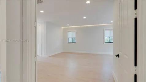 7956 SW 195th Street Cutler Bay FL 33157