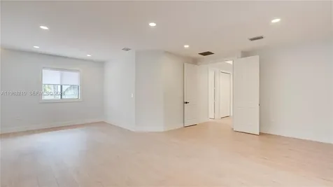 7956 SW 195th Street Cutler Bay FL 33157