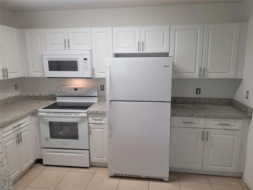 4035 W Mcnab Road Pompano Beach FL 33069