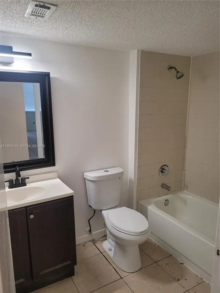 4035 W Mcnab Road Pompano Beach FL 33069