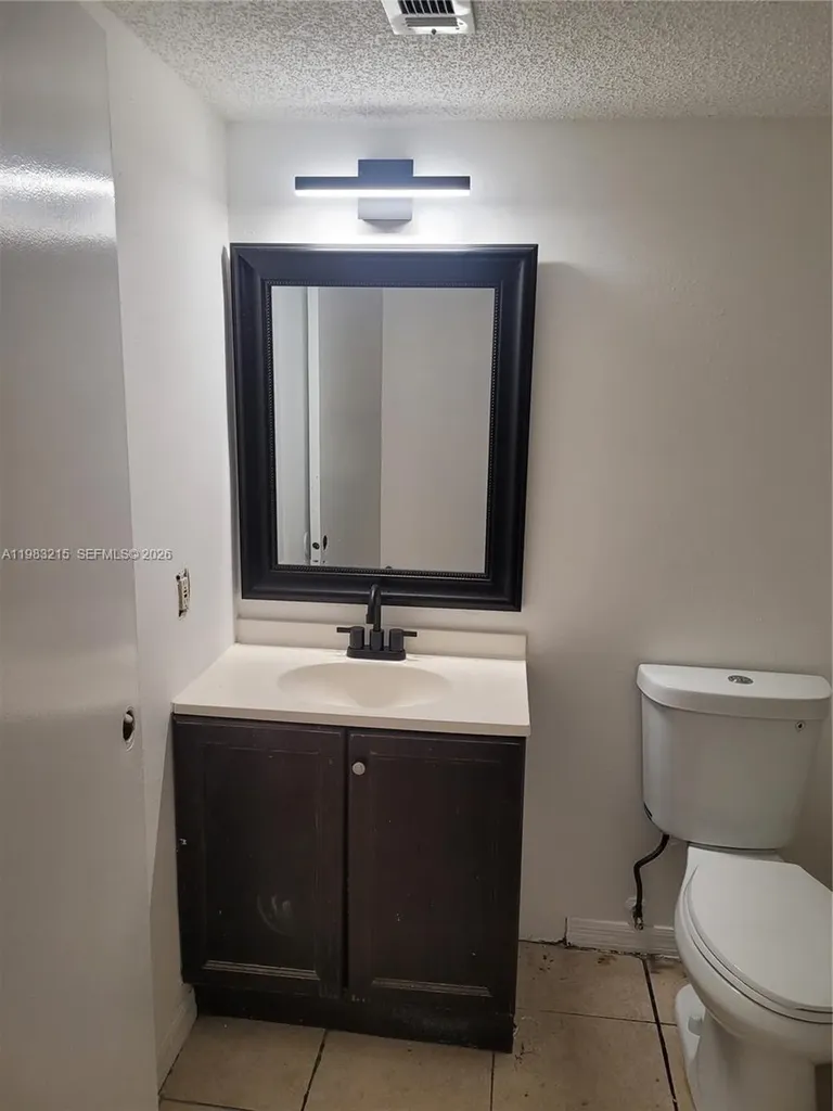 4035 W Mcnab Road Pompano Beach FL 33069