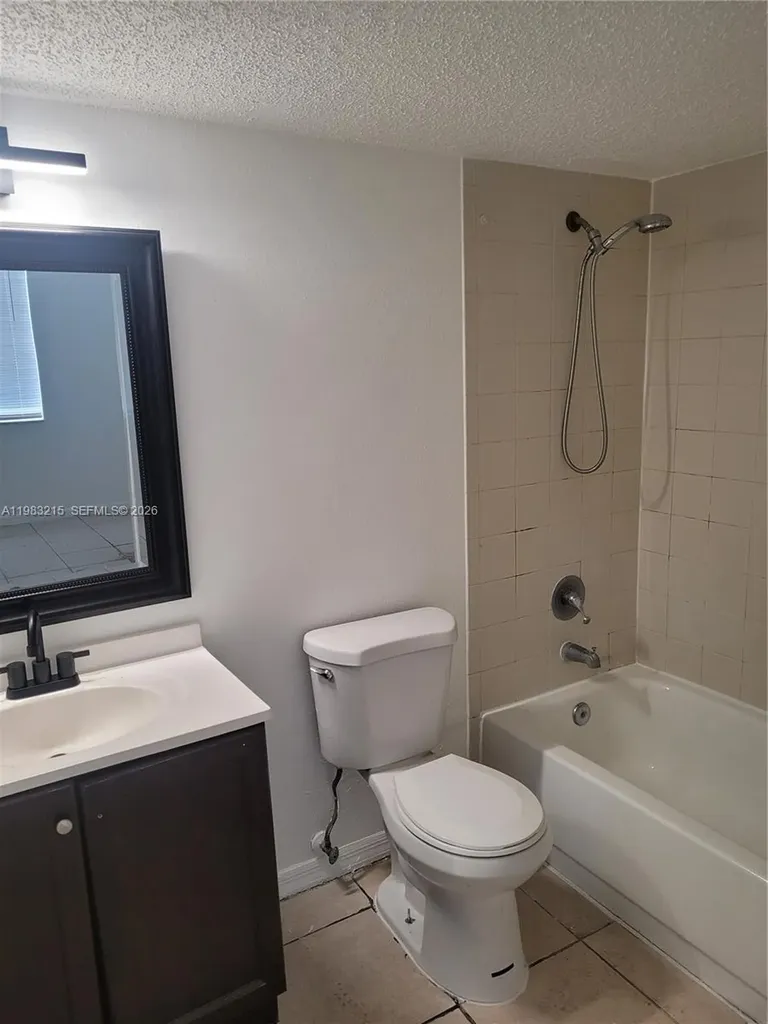 4035 W Mcnab Road Pompano Beach FL 33069