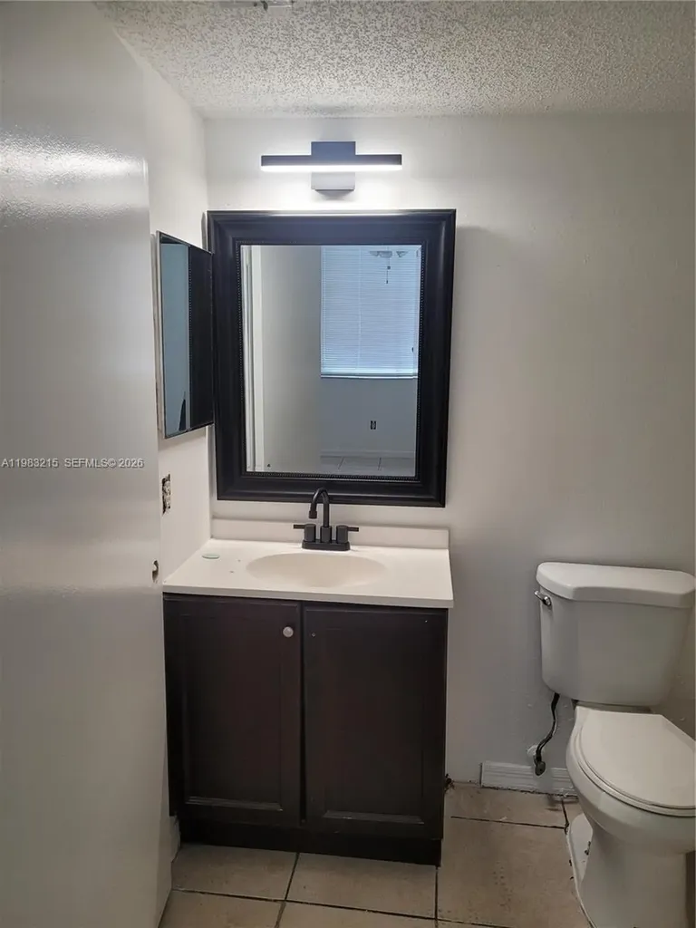 4035 W Mcnab Road Pompano Beach FL 33069