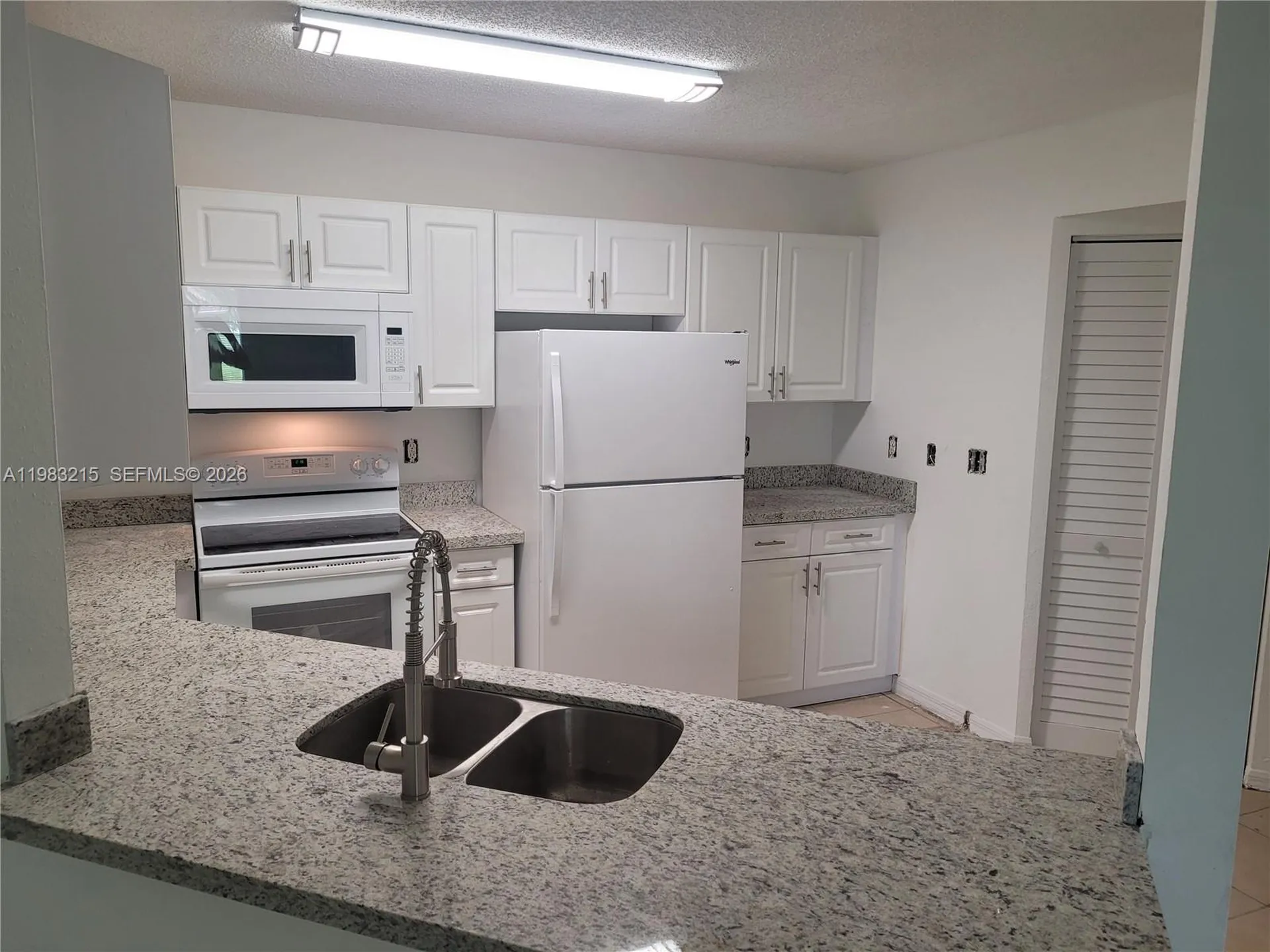 4035 W Mcnab Road Pompano Beach FL 33069