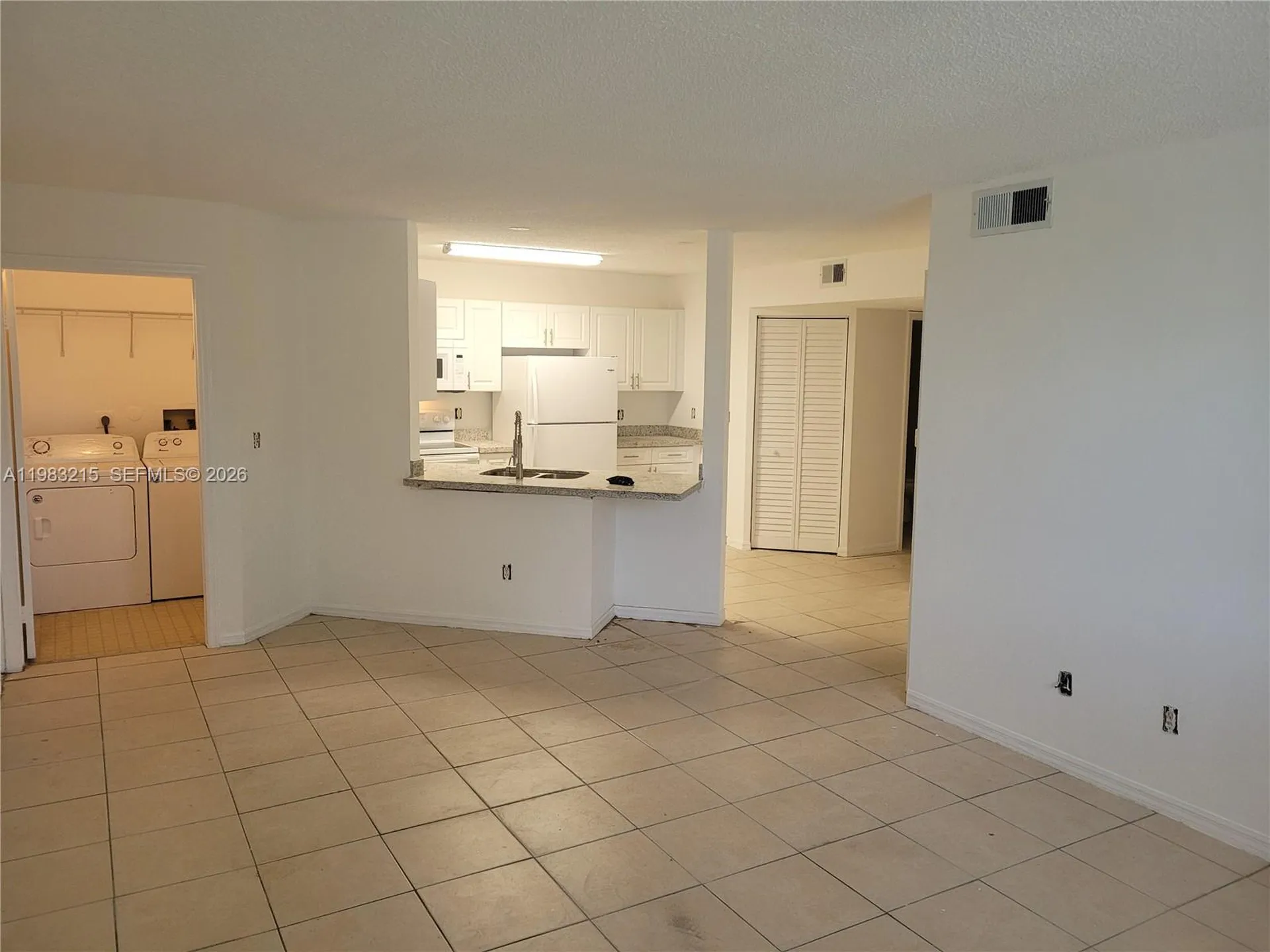 4035 W Mcnab Road Pompano Beach FL 33069