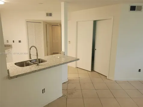 4035 W Mcnab Road Pompano Beach FL 33069