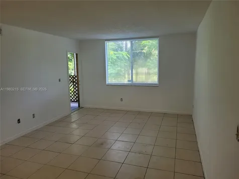 4035 W Mcnab Road Pompano Beach FL 33069