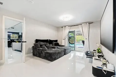 6313 NW 75th Way Parkland FL 33067