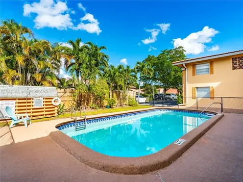 8704 NW 35th Street Coral Springs FL 33065