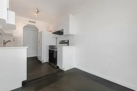 1688 West Avenue Miami Beach FL 33139