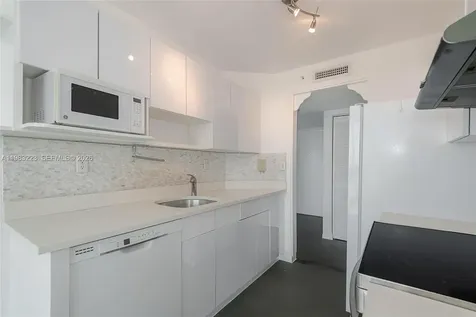 1688 West Avenue Miami Beach FL 33139
