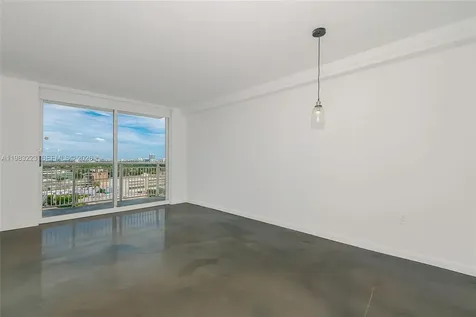 1688 West Avenue Miami Beach FL 33139