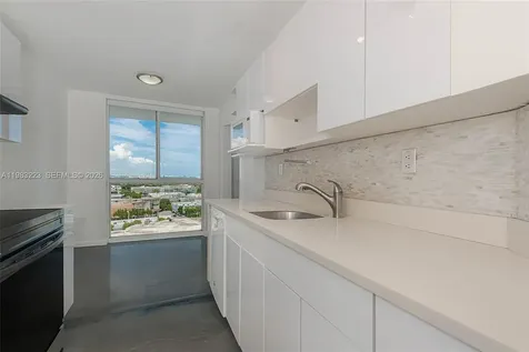 1688 West Avenue Miami Beach FL 33139