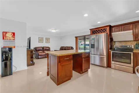 2905 Begonia Way Cooper City FL 33026