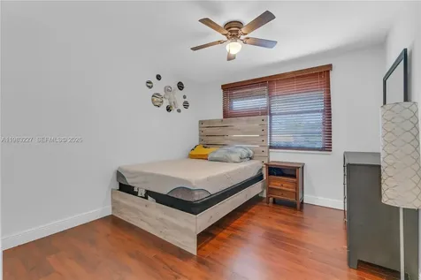 2905 Begonia Way Cooper City FL 33026