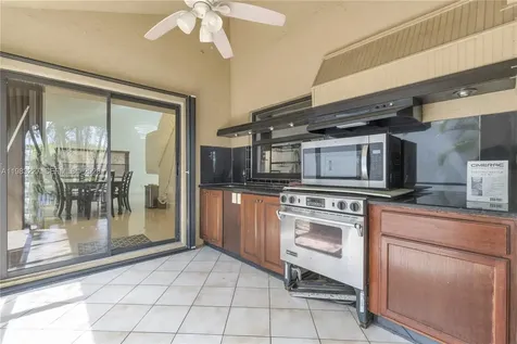 2905 Begonia Way Cooper City FL 33026