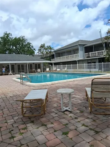 7556 Stirling Road Davie FL 33024