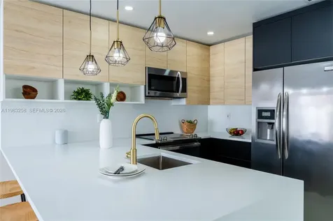21204 Harbor Way Aventura FL 33180