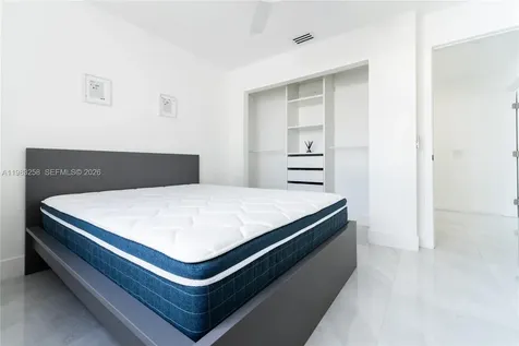 21204 Harbor Way Aventura FL 33180