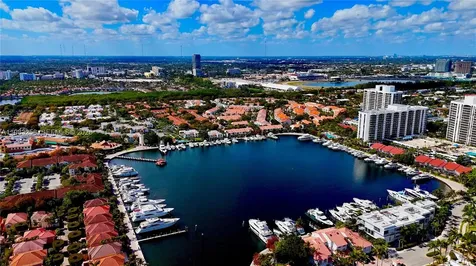21204 Harbor Way Aventura FL 33180