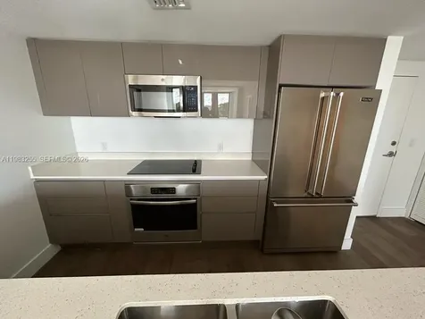13800 Highland Drive North Miami Beach FL 33181