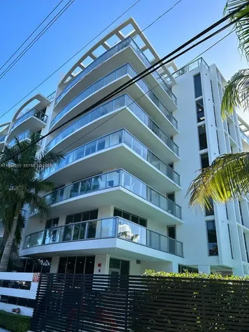 13800 Highland Drive North Miami Beach FL 33181