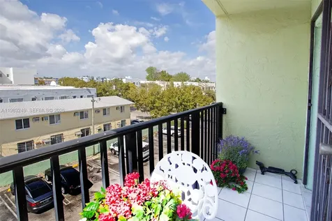 1530 SW 2nd Street Miami FL 33135