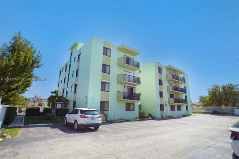 1530 SW 2nd Street Miami FL 33135