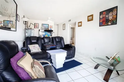 1530 SW 2nd Street Miami FL 33135