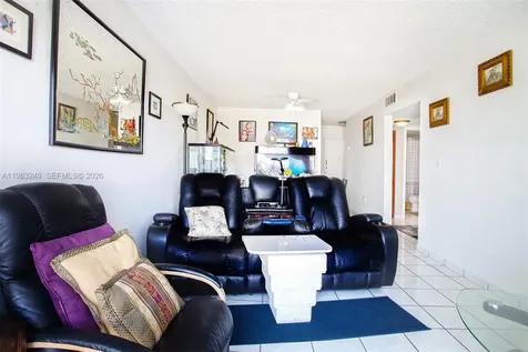 1530 SW 2nd Street Miami FL 33135