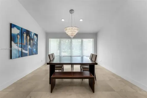 8967 SW 117th Street Miami FL 33176