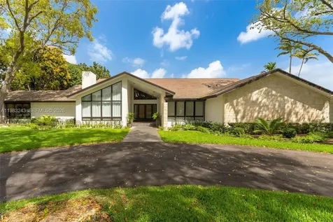 8967 SW 117th Street Miami FL 33176