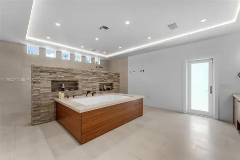 8967 SW 117th Street Miami FL 33176