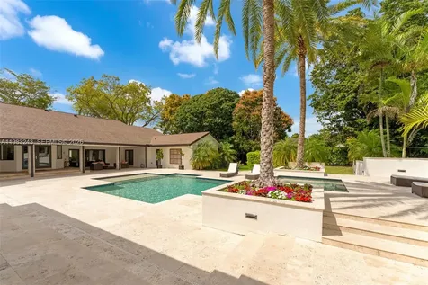 8967 SW 117th Street Miami FL 33176