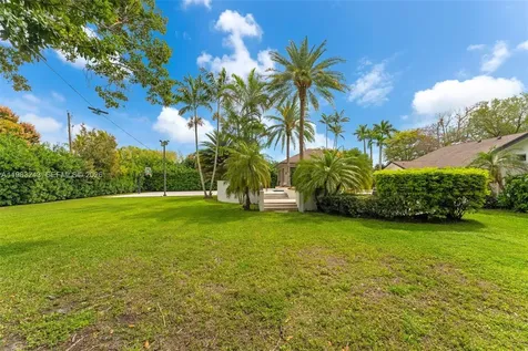 8967 SW 117th Street Miami FL 33176