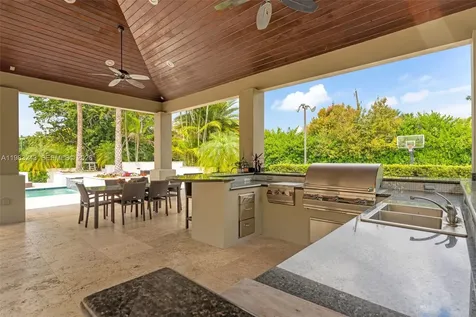 8967 SW 117th Street Miami FL 33176