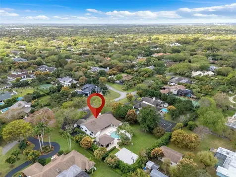 8967 SW 117th Street Miami FL 33176