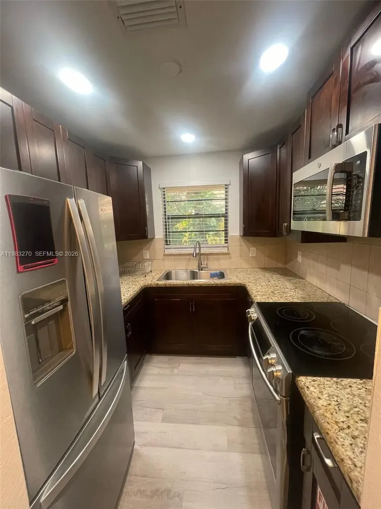 1736 N 16th Court Hollywood FL 33020