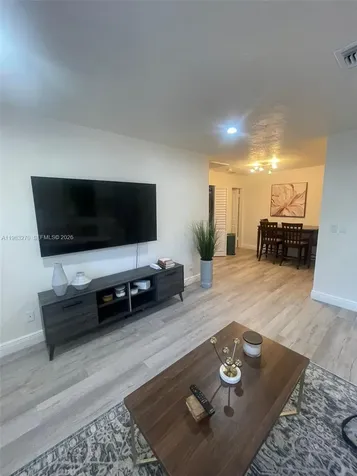 1736 N 16th Court Hollywood FL 33020