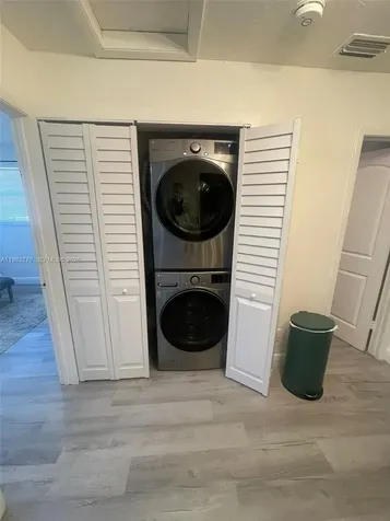 1736 N 16th Court Hollywood FL 33020