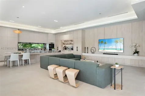 1200 NE 87th Street Miami FL 33138